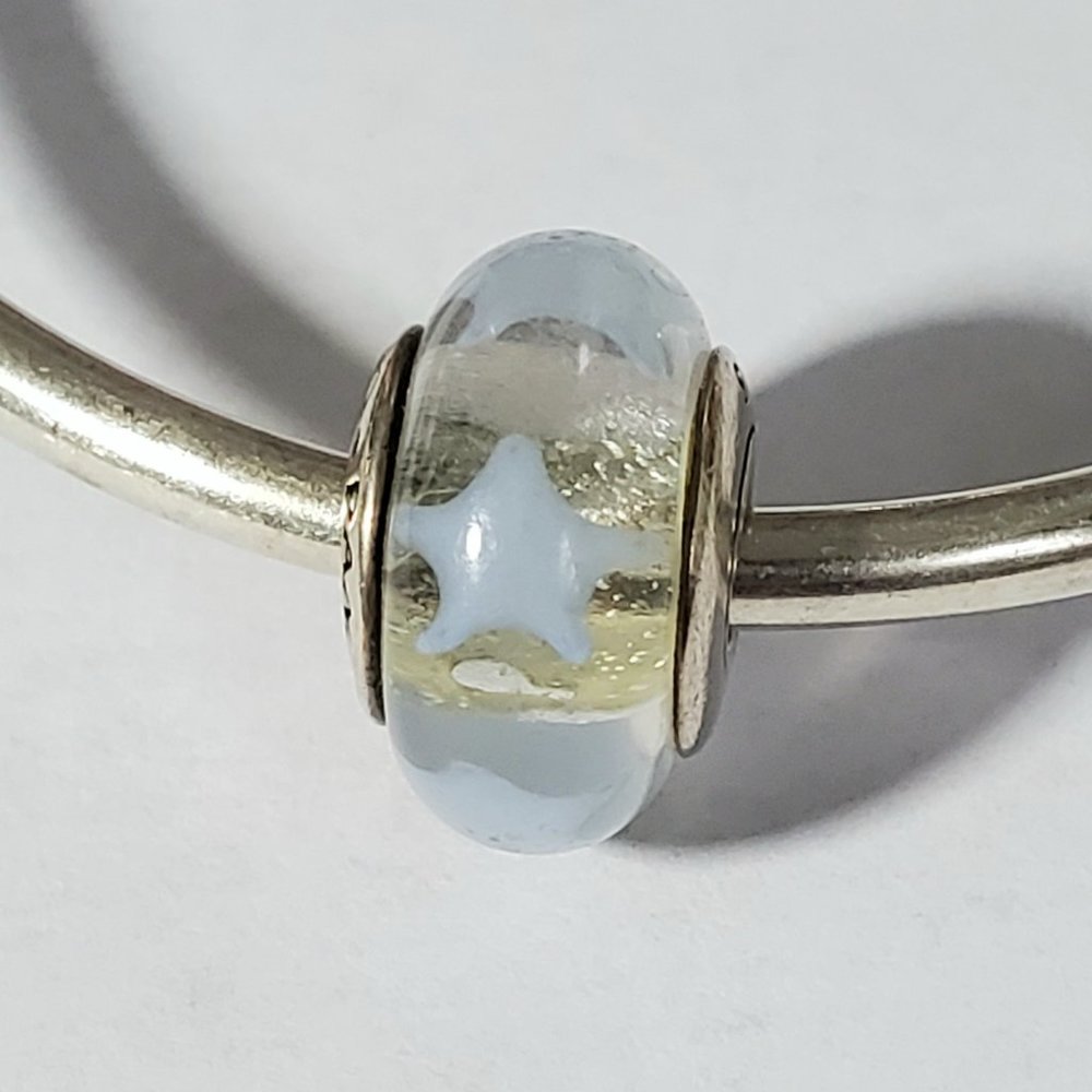 Retired Pandora Periwinkle Stars Murano Charm Grey